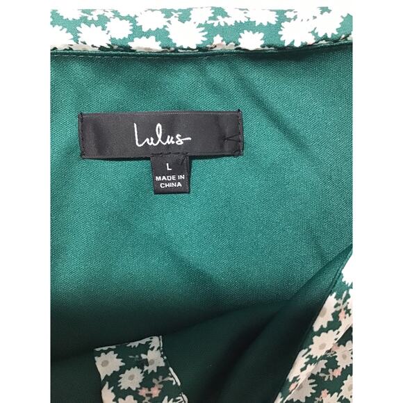 LULU'S SZ M Green Cute Contentment Floral Button-Front Ruffled Dress B115 flaw - Picture 9 of 11